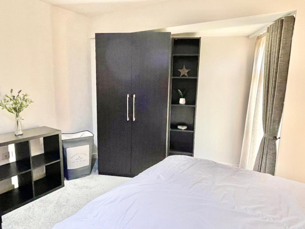 יורק Garden View - 2 Bedroom Bungalow מראה חיצוני תמונה